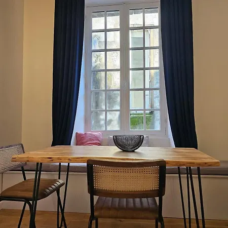 Chemin Du Muguet T2 Hyper Centre