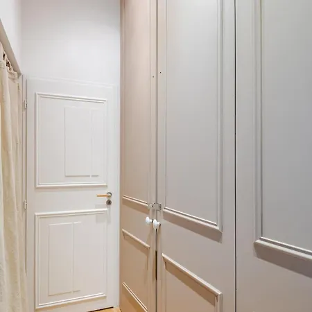 Chemin Du Muguet T2 Hyper Centre