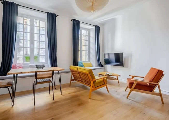 Chemin Du Muguet T2 Hyper Centre *